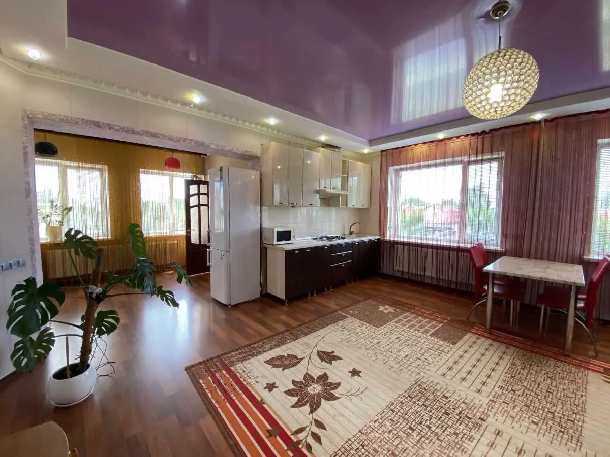 Фото Продаю дом, 322 кв. м, Борисполь, цена: 200000 USD, код 5914