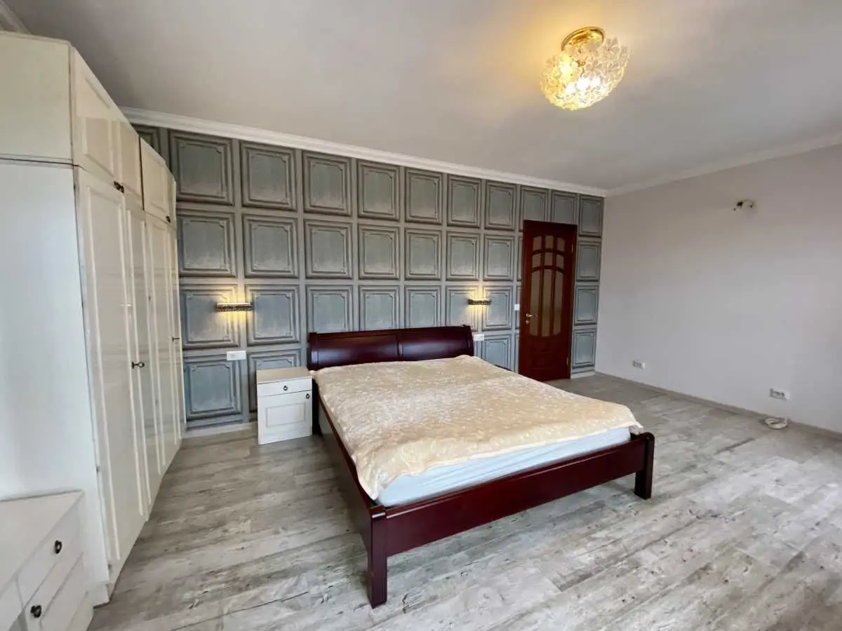 Фото Продаю дом, 322 кв. м, Борисполь, цена: 200000 USD, код 5914