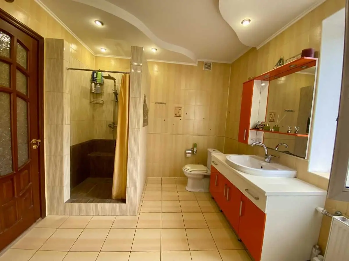 Фото Продаю дом, 322 кв. м, Борисполь, цена: 200000 USD, код 5914