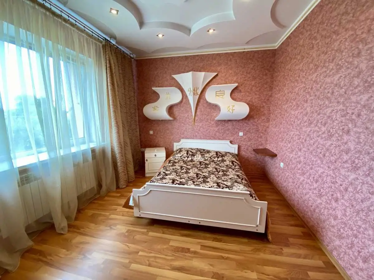 Фото Продаю дом, 322 кв. м, Борисполь, цена: 200000 USD, код 5914
