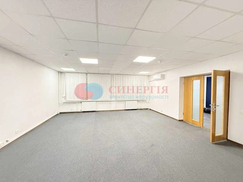 Фото Продаю офис, 360 кв. м, Костя Гордиенко пер. (Чекистов) 2а Киев, цена: 1200 USD, код 5927