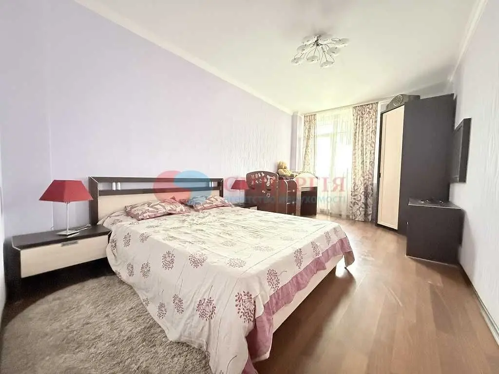 Фото Продаю 2 кімнатну квартиру, 78 кв. м, Макіївська вул. 8 Київ, ціна: 107000 USD, код 5930
