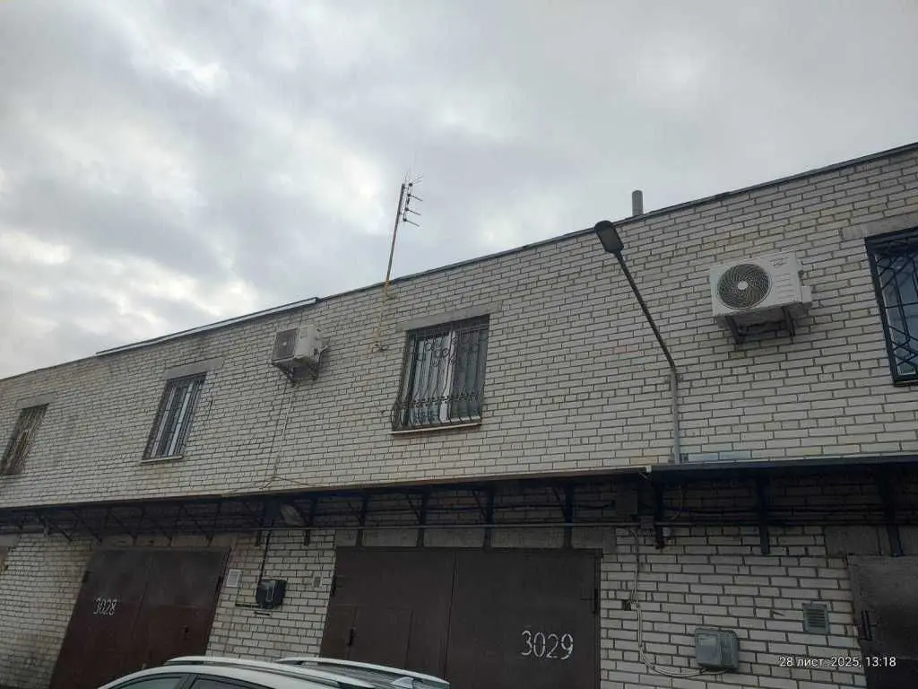 Фото Продаю парковочное место, гараж, 92 кв. м, Радунская ул. 3 Киев, цена: 58000 USD, код 5943