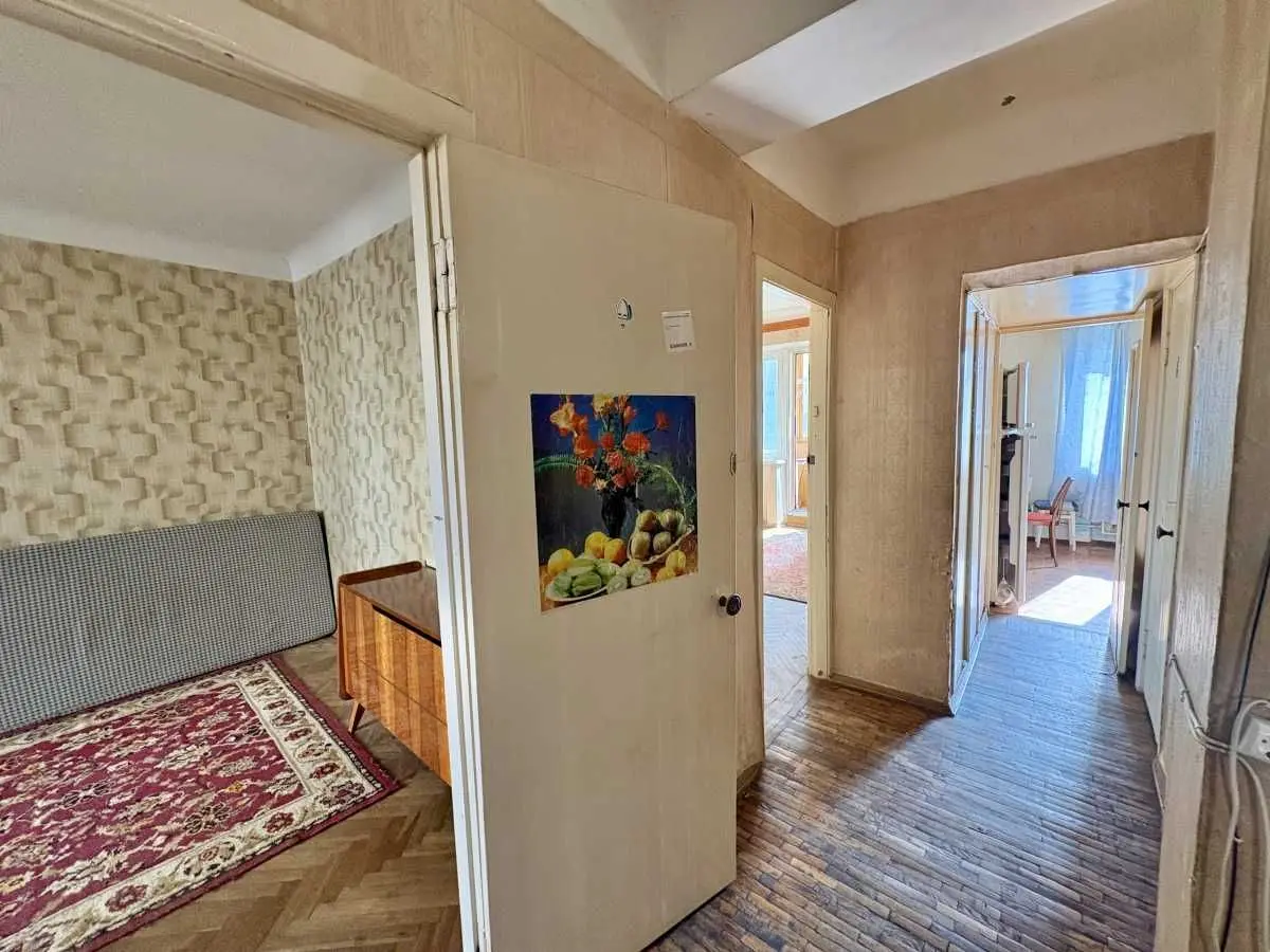 Фото Зняти 3 кімнатну квартиру, Слов’янська вул. 28 Київ в довгострокову оренду, ціна: 12000 UAH, код 5946