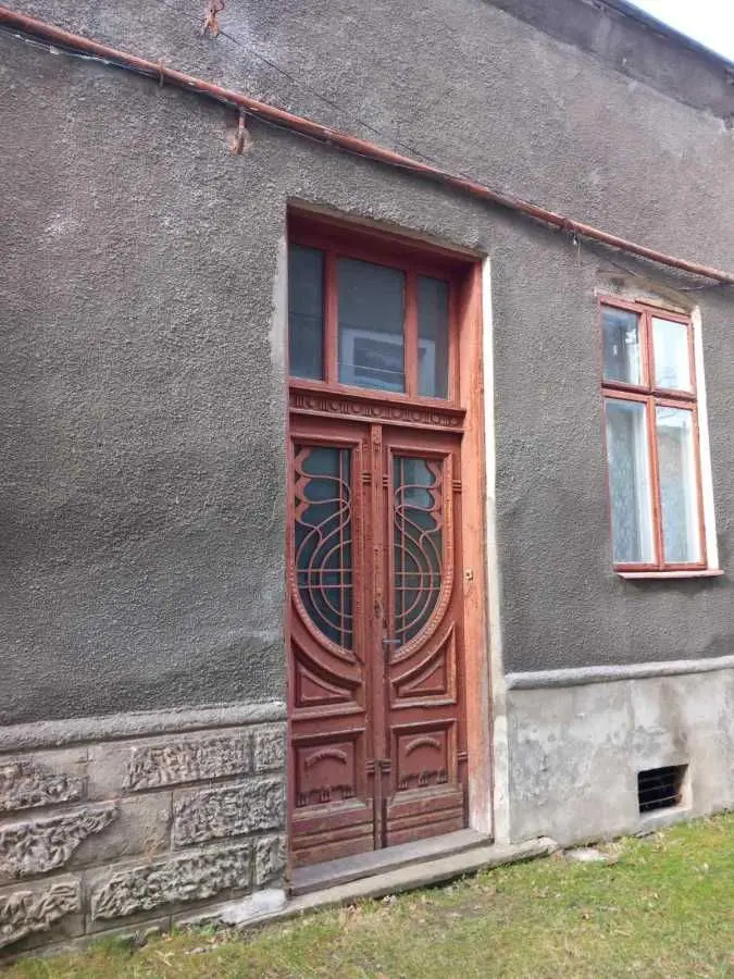 Фото Selling a 3-room apartment, 95 sq.m., Vyzhnytsia, price: 46000 USD, code 5948