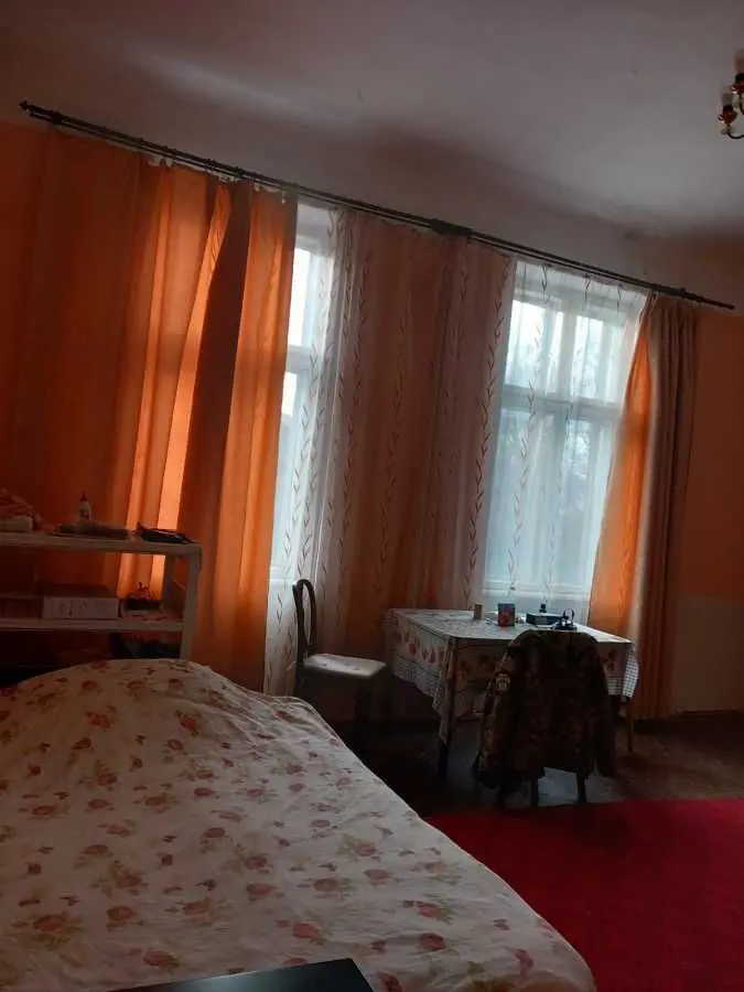 Фото Selling a 3-room apartment, 95 sq.m., Vyzhnytsia, price: 46000 USD, code 5948