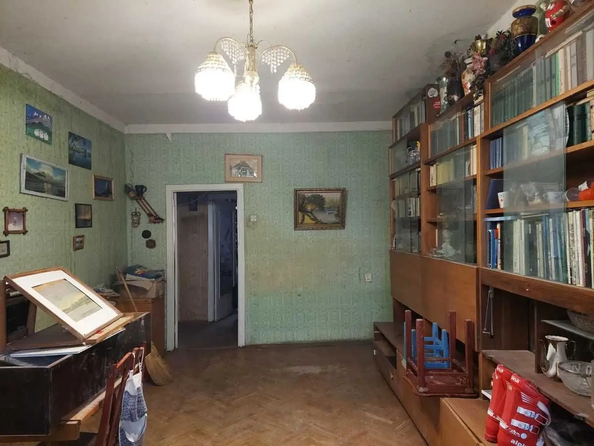 Фото Selling a 3-room apartment, 87.2 sq.m., Vasylia Tiutiunnyka Street (Anri Barbiusa Street) 22-26 Kyiv, price: 100000 USD, code 5956