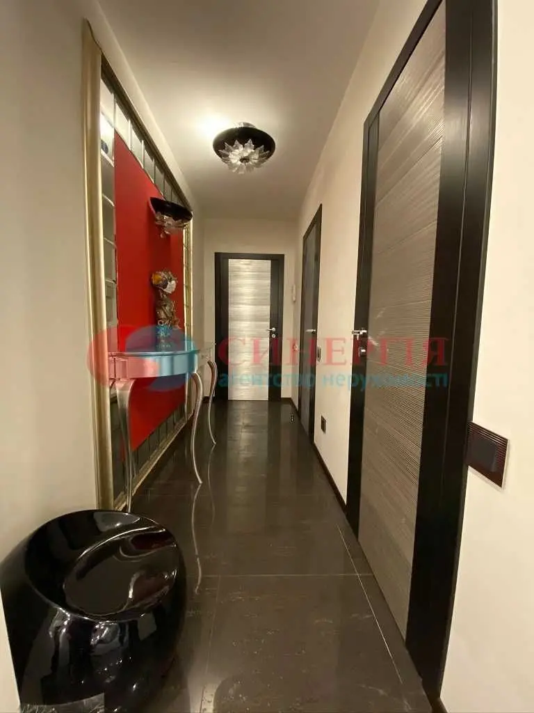 Фото Selling a 2-room apartment, 78 sq.m., Saksahanskoho Street 7 Kyiv, price: 150000 USD, code 5961