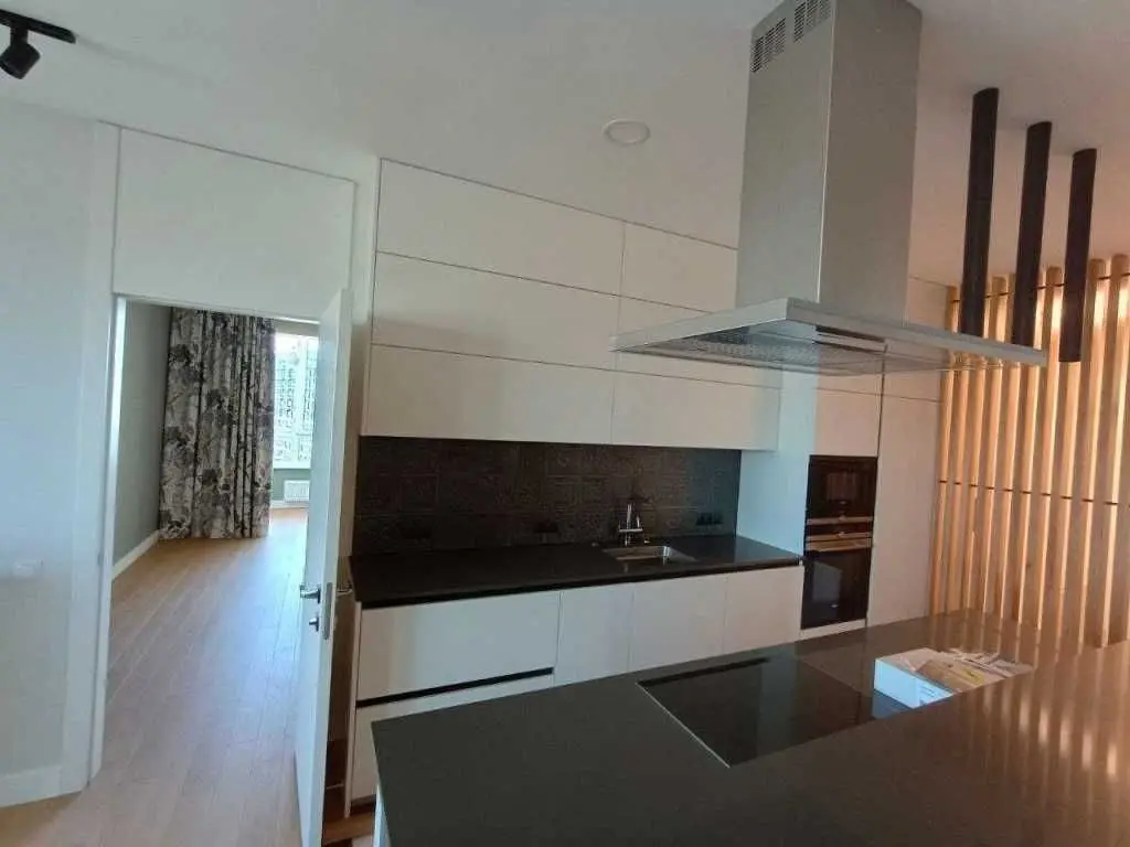 Фото Продаю 4-комнатную квартиру, 142 кв. м, Ованеса Туманяна ул. 15а Киев, цена: 315000 USD, код 5964