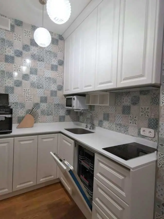 Фото Зняти 3 кімнатну квартиру, Лесі Українки бульв. 7В Київ в довгострокову оренду, ціна: 1000 EUR, код 5965