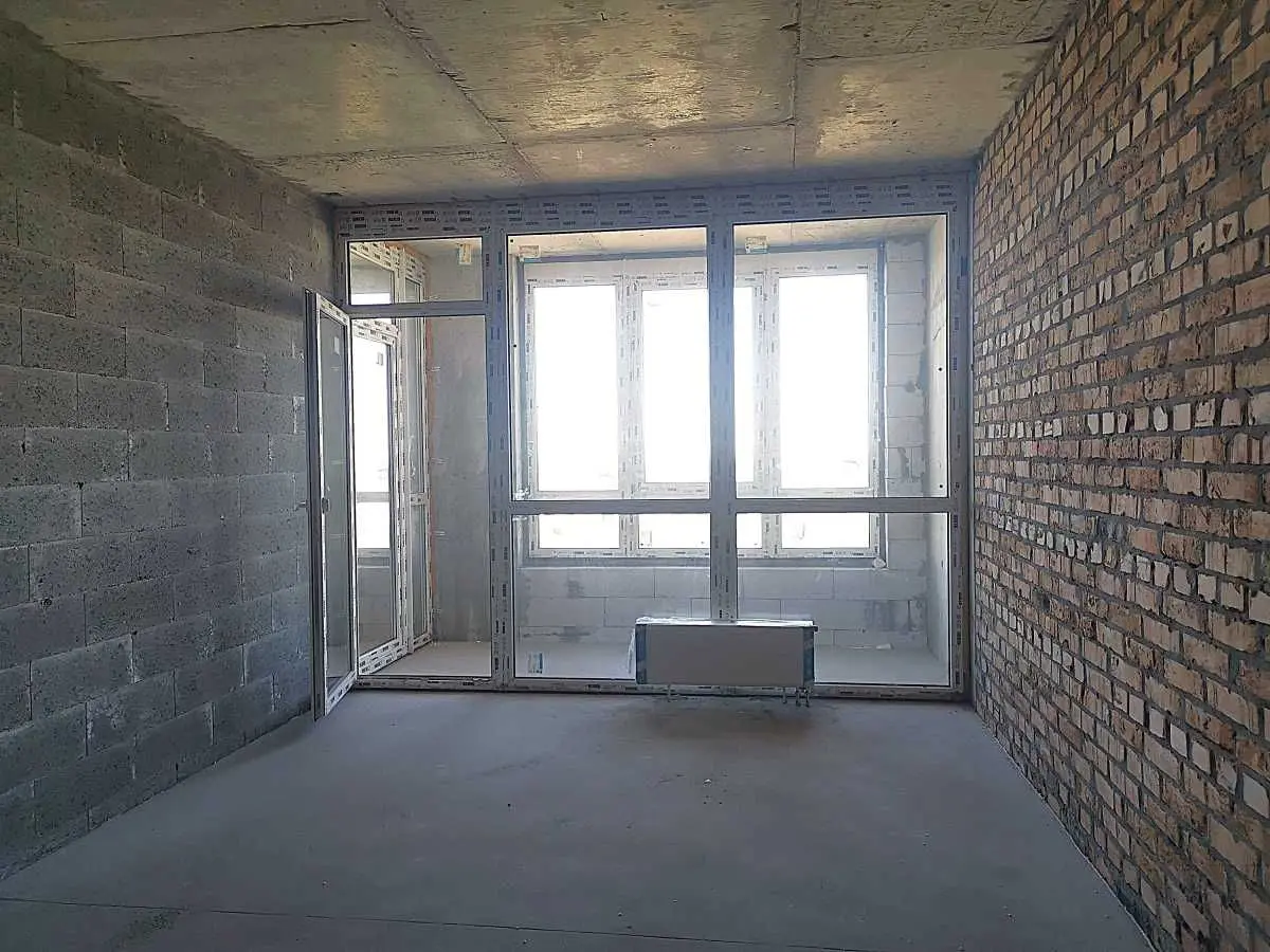 Фото Selling a 2-room apartment, 69 sq.m., Rodyny Kristeriv street  Kyiv, price: 97900 USD, code 5966