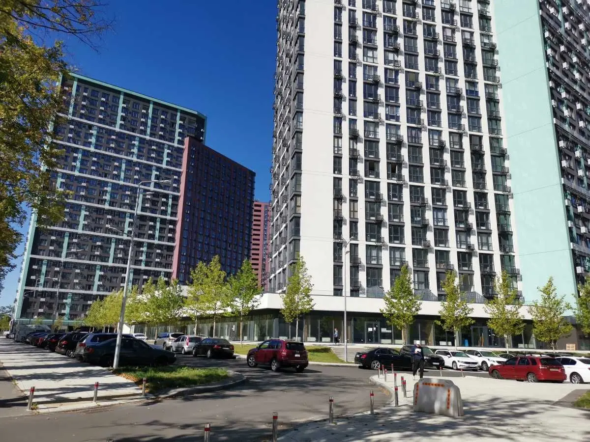 Фото Selling a 2-room apartment, 69 sq.m., Rodyny Kristeriv street  Kyiv, price: 97900 USD, code 5966