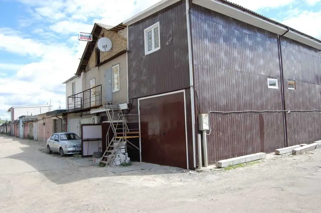 Фото Продаю парковочное место, гараж, 106 кв. м, Миколи Закревського ул. (Милославская)  Киев, цена: 35000 USD, код 5970