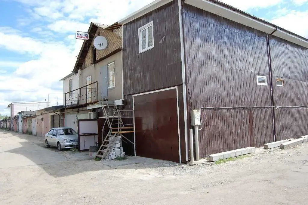 Фото Продаю парковочное место, гараж, 106 кв. м, Миколи Закревського ул. (Милославская)  Киев, цена: 35000 USD, код 5970