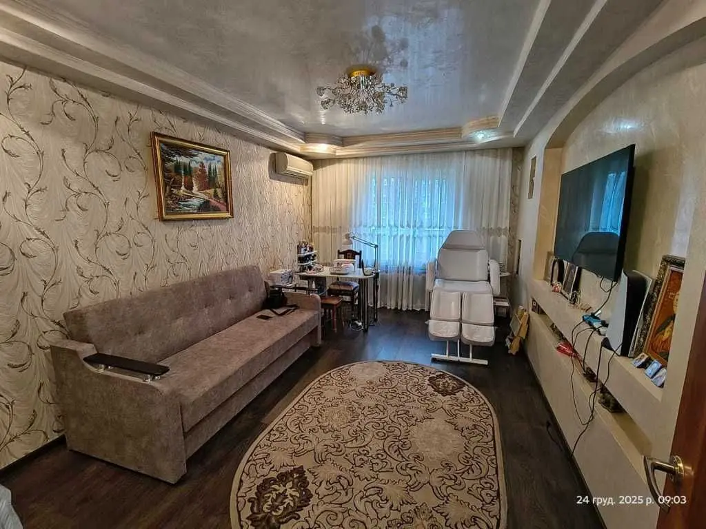 Фото Selling a 3-room apartment, 97 sq.m., Kyiv, price: 130000 USD, code 5972