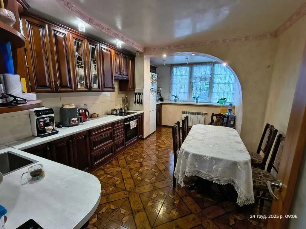 Фото Selling a 3-room apartment, 97 sq.m., Kyiv, price: 130000 USD, code 5972