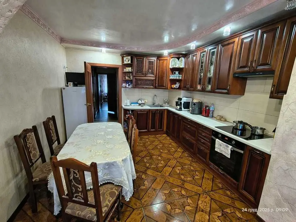 Фото Selling a 3-room apartment, 97 sq.m., Kyiv, price: 130000 USD, code 5972