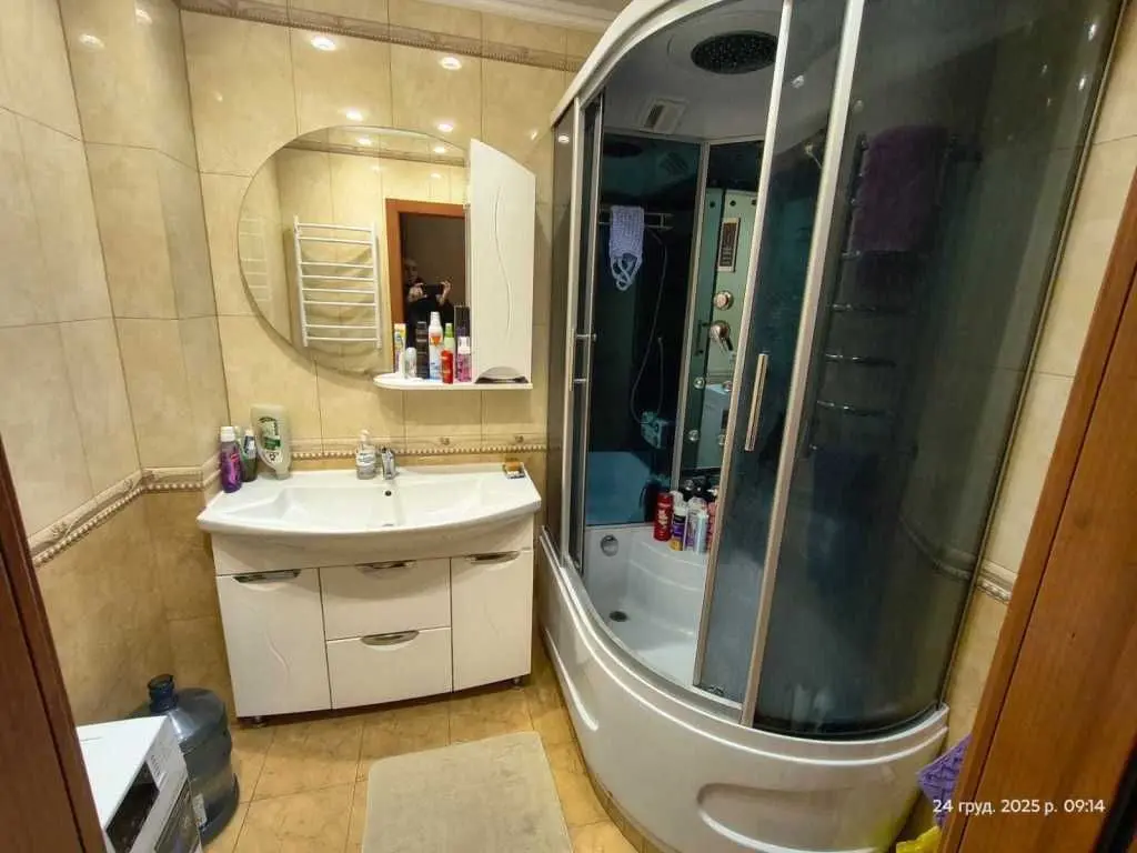Фото Selling a 3-room apartment, 97 sq.m., Kyiv, price: 130000 USD, code 5972