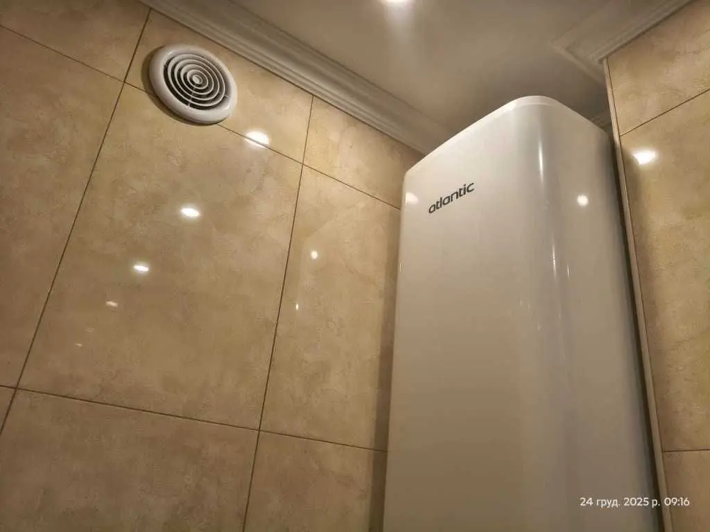 Фото Selling a 3-room apartment, 97 sq.m., Kyiv, price: 130000 USD, code 5972