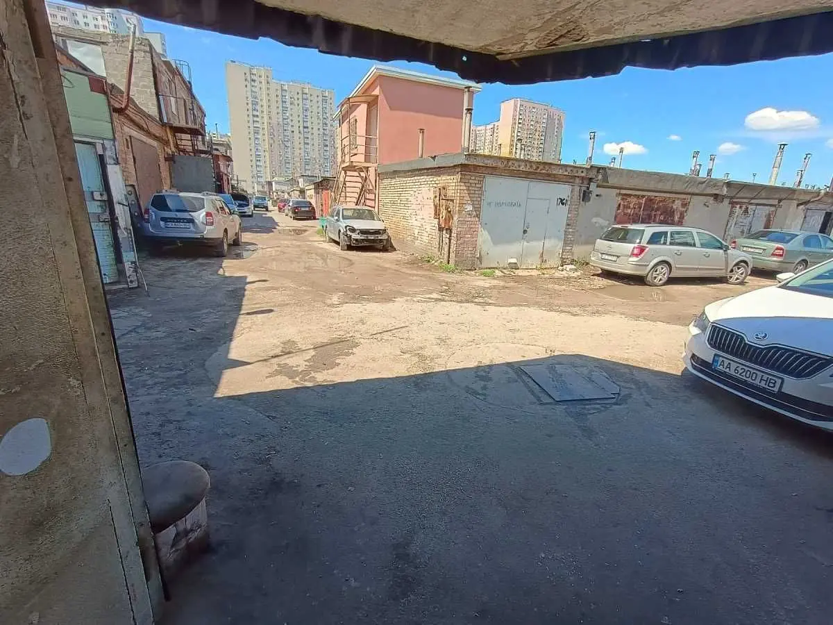 Фото Продаю офис, 225 кв. м, Миколи Закревського ул. (Милославская)  Киев, цена: 160000 USD, код 5973
