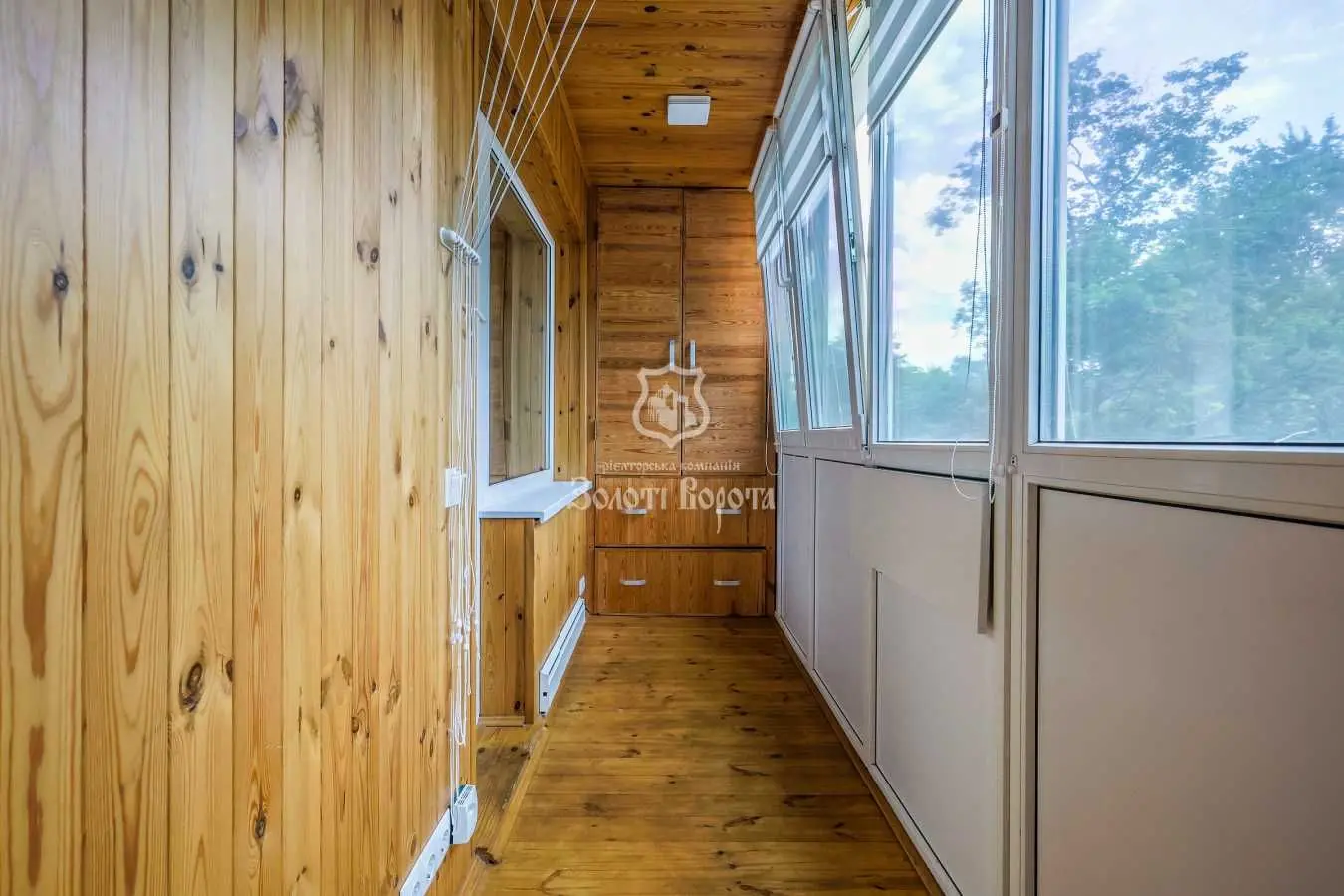 Фото Продаю 1-комнатную квартиру, 34.9 кв. м, Космонавта Волкова ул. 14 Киев, цена: 53000 USD, код 5996