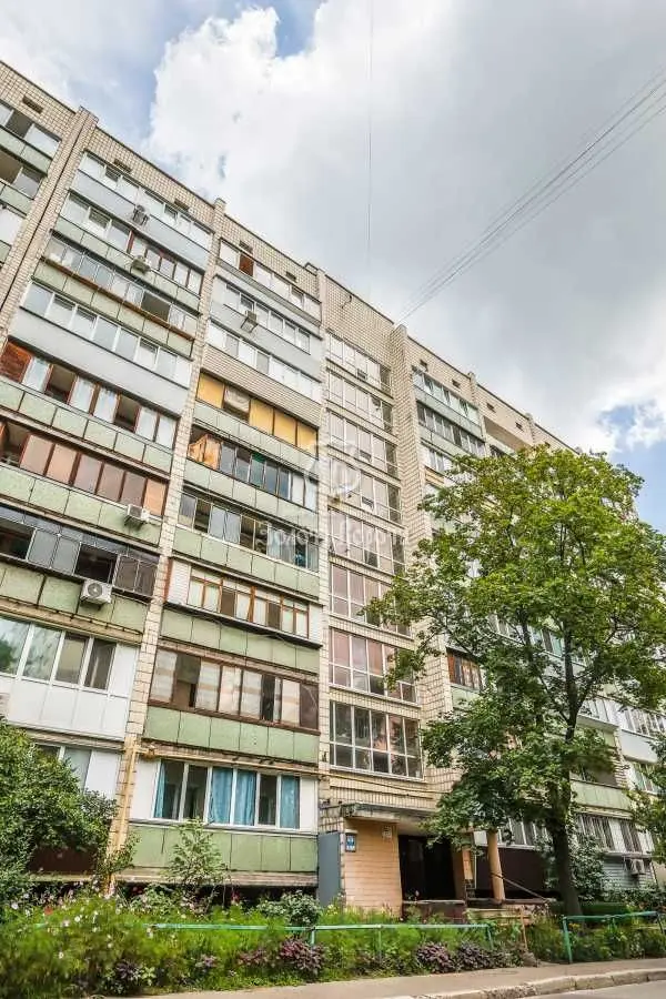 Фото Продаю 1-комнатную квартиру, 34.9 кв. м, Космонавта Волкова ул. 14 Киев, цена: 53000 USD, код 5996