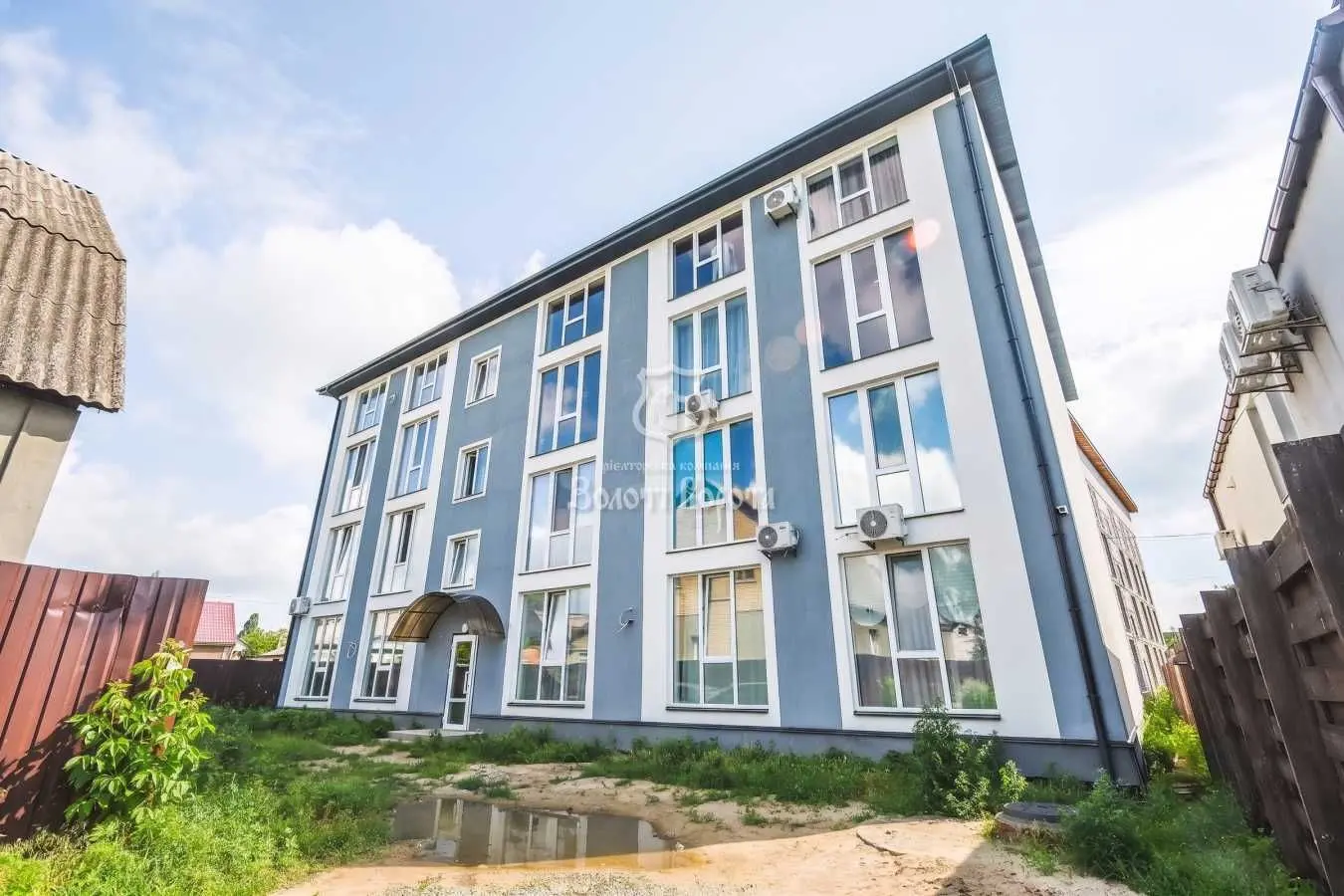 Фото Продаю 1-комнатную квартиру, 35.95 кв. м, Луговий пер. (Карла Маркса)  Киев, цена: 25000 USD, код 6006
