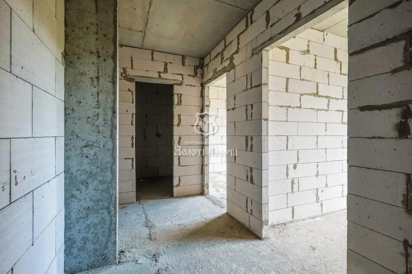 Фото Продаю 1 кімнатну квартиру, 34.35 кв. м, Луговий пров. (Карла Маркса)  Київ, ціна: 27000 USD, код 6007