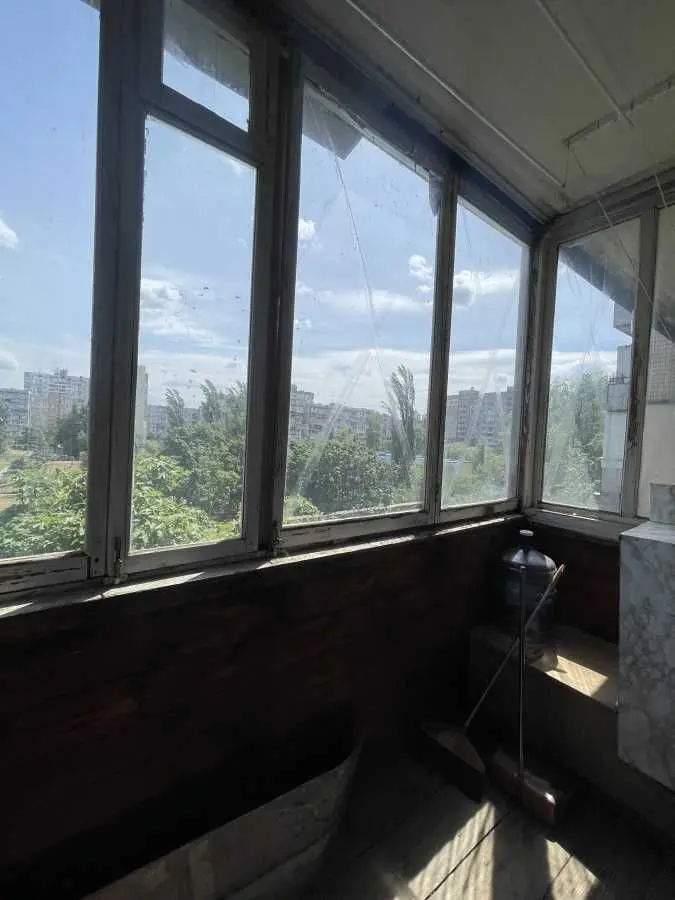 Фото Продаю 1 кімнатну квартиру, 23 кв. м, Богатирська вул. 10 Київ, ціна: 42000 USD, код 6008