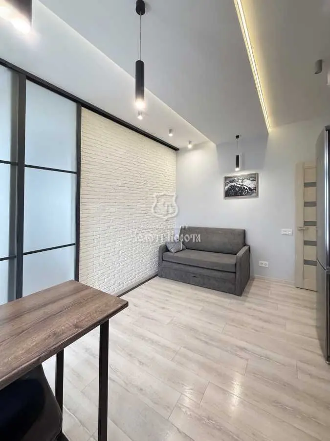 Фото Продаю 1 кімнатну квартиру, 39.4 кв. м, Маршала Конєва вул.  Київ, ціна: 85000 USD, код 6010