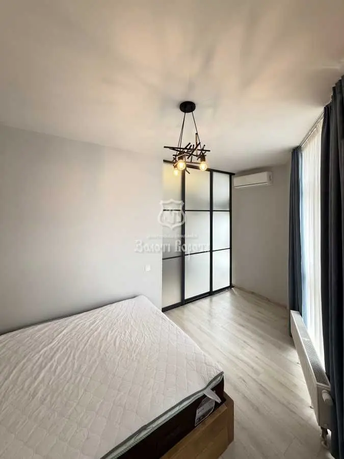 Фото Продаю 1 кімнатну квартиру, 39.4 кв. м, Маршала Конєва вул.  Київ, ціна: 85000 USD, код 6010
