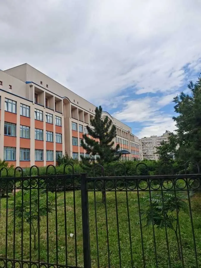 Фото Продаю 2-комнатную квартиру, 54 кв. м, Урловская ул. 1/8 Киев, цена: 68000 USD, код 6011