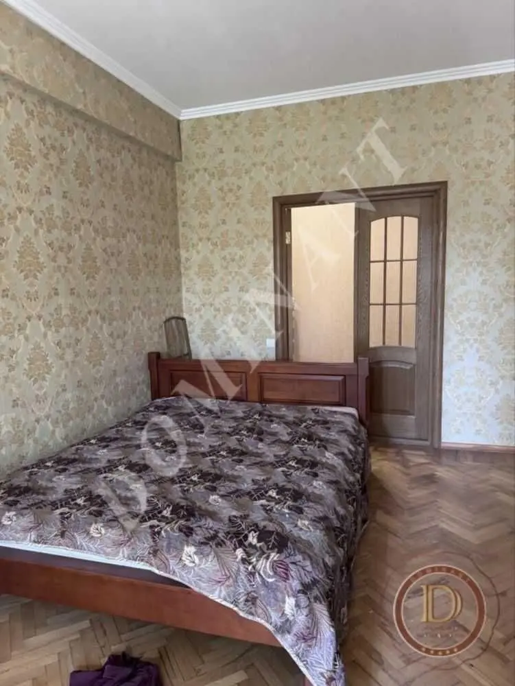 Фото Продаю 2 кімнатну квартиру, 59 кв. м, Приходська вул. (Комунарівська)  Запоріжжя, ціна: 38000 USD, код 6012