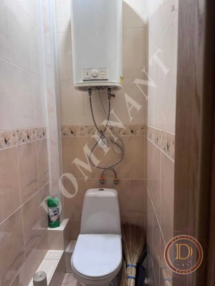 Фото Продаю 2 кімнатну квартиру, 59 кв. м, Приходська вул. (Комунарівська)  Запоріжжя, ціна: 38000 USD, код 6012