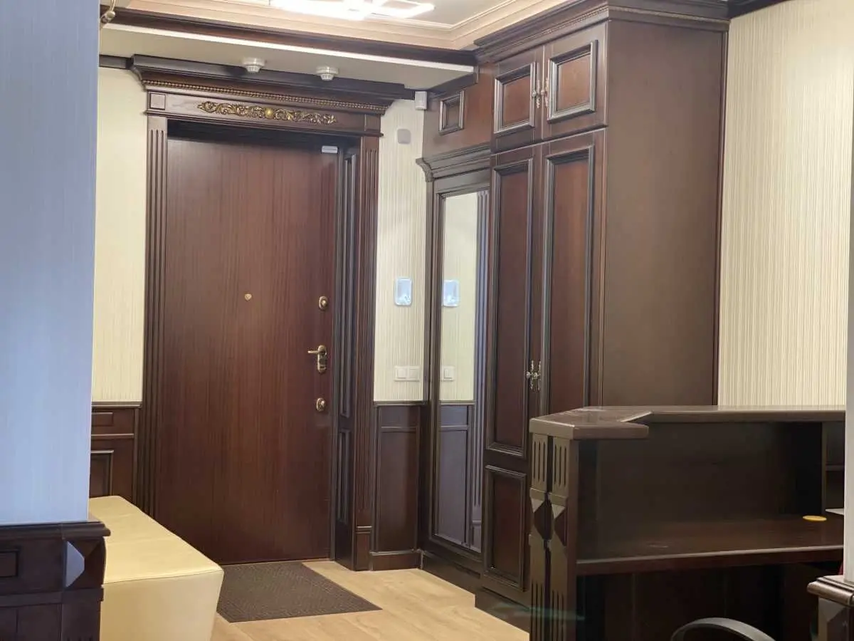 Фото Rent an office, Instytutska Street 18а Kyiv for long-term rent, price: 6000 USD, code 6014