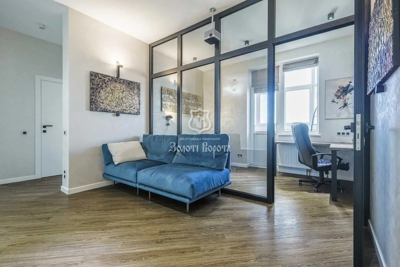 Фото Selling a 2-room apartment, 80.1 sq.m., Kyrylo-Mefodiivska Street 2 Kyiv, price: 230000 USD, code 6015