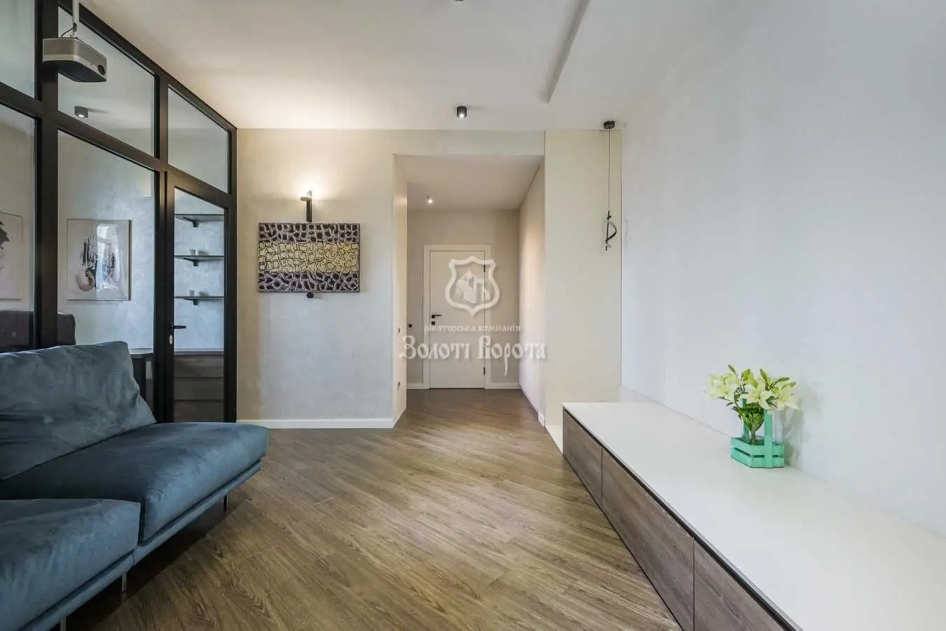 Фото Selling a 2-room apartment, 80.1 sq.m., Kyrylo-Mefodiivska Street 2 Kyiv, price: 230000 USD, code 6015