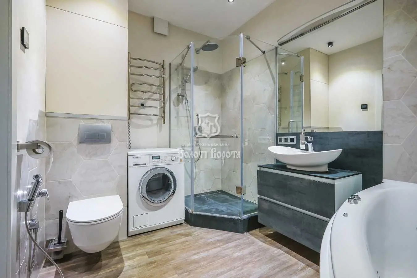 Фото Selling a 2-room apartment, 80.1 sq.m., Kyrylo-Mefodiivska Street 2 Kyiv, price: 230000 USD, code 6015