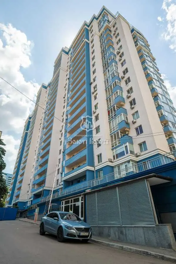 Фото Selling a 2-room apartment, 80.1 sq.m., Kyrylo-Mefodiivska Street 2 Kyiv, price: 230000 USD, code 6015
