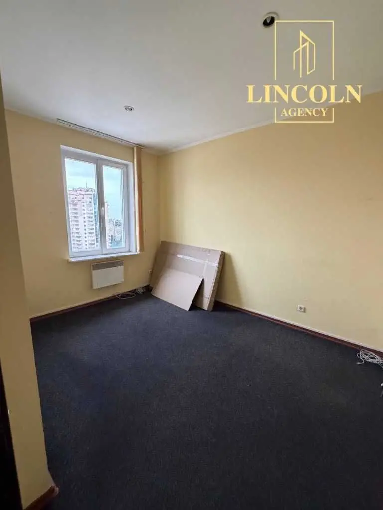 Фото Продаю 5 кімнатну квартиру, 225 кв. м, Лобачевського вул.  Київ, ціна: 149999 USD, код 6017