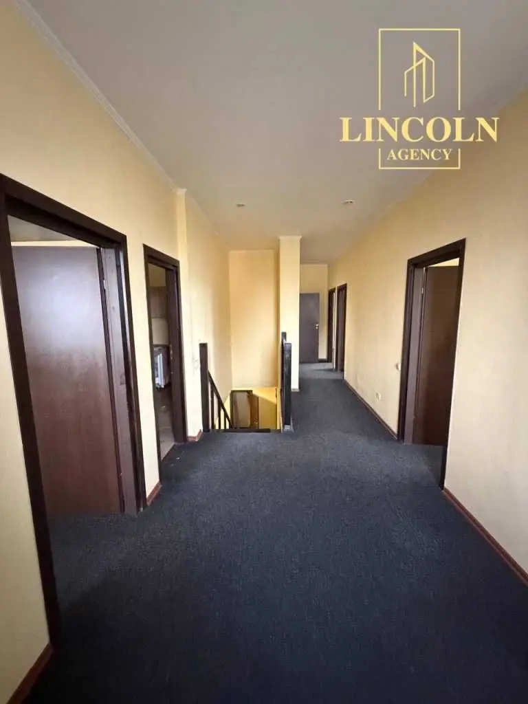 Фото Продаю 5 кімнатну квартиру, 225 кв. м, Лобачевського вул.  Київ, ціна: 149999 USD, код 6017