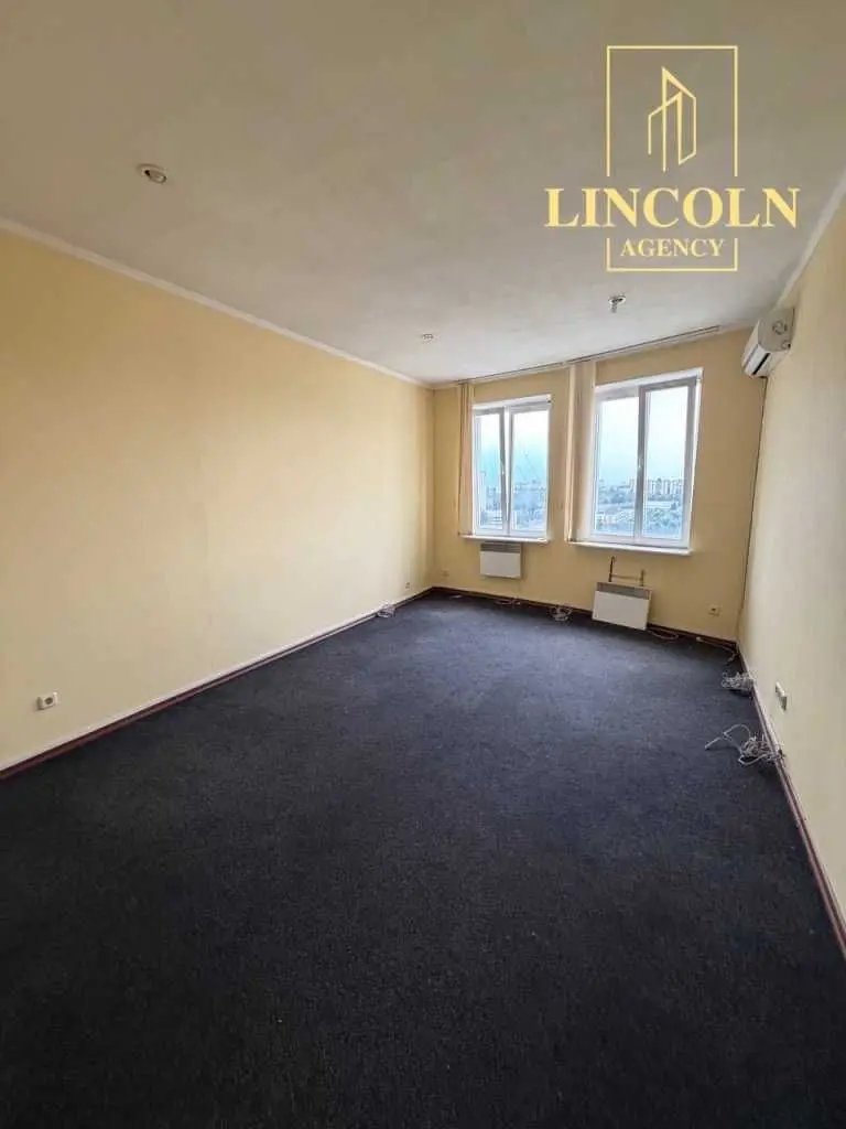 Фото Продаю 5 кімнатну квартиру, 225 кв. м, Лобачевського вул.  Київ, ціна: 149999 USD, код 6017