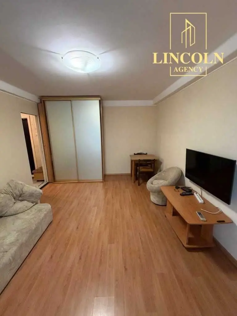 Фото Selling a 2-room apartment, 49 sq.m., Avtozavodska Street 25 Kyiv, price: 55000 USD, code 6018