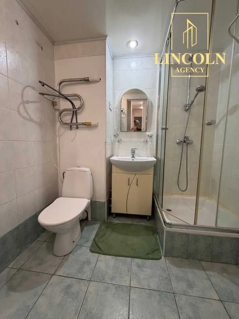 Фото Selling a 2-room apartment, 49 sq.m., Avtozavodska Street 25 Kyiv, price: 55000 USD, code 6018