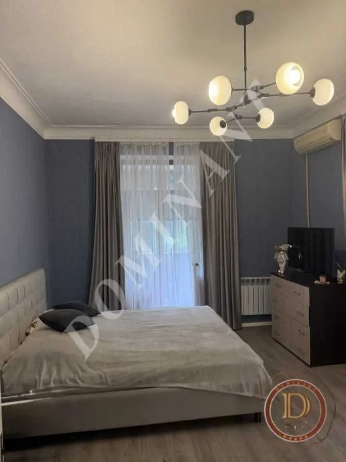 Фото Продаю 3 кімнатну квартиру, 70 кв. м, Залізнична вул.  Запоріжжя, ціна: 44999 USD, код 6023