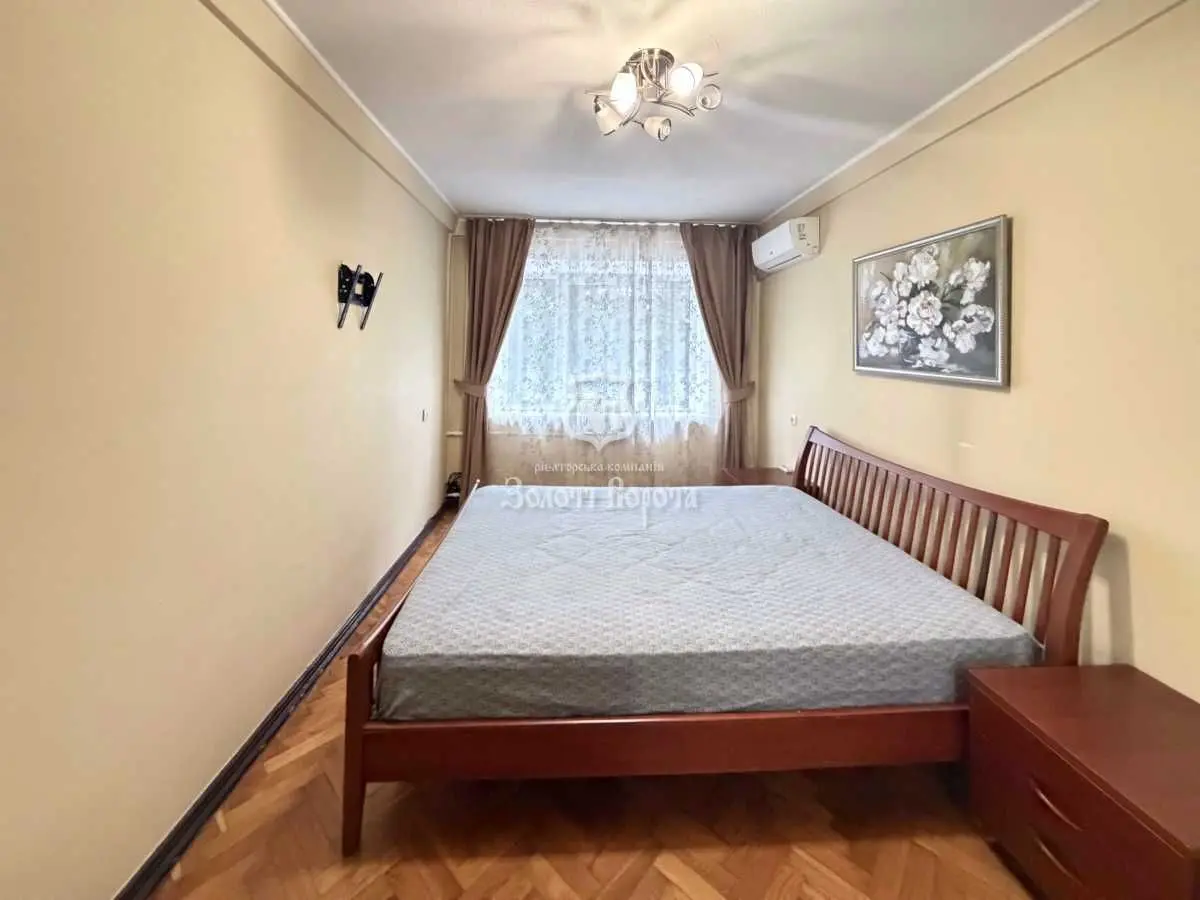 Фото Selling a 3-room apartment, 63.2 sq.m., Lesi Ukrainky Boulevard 14 Kyiv, price: 88000 USD, code 6024