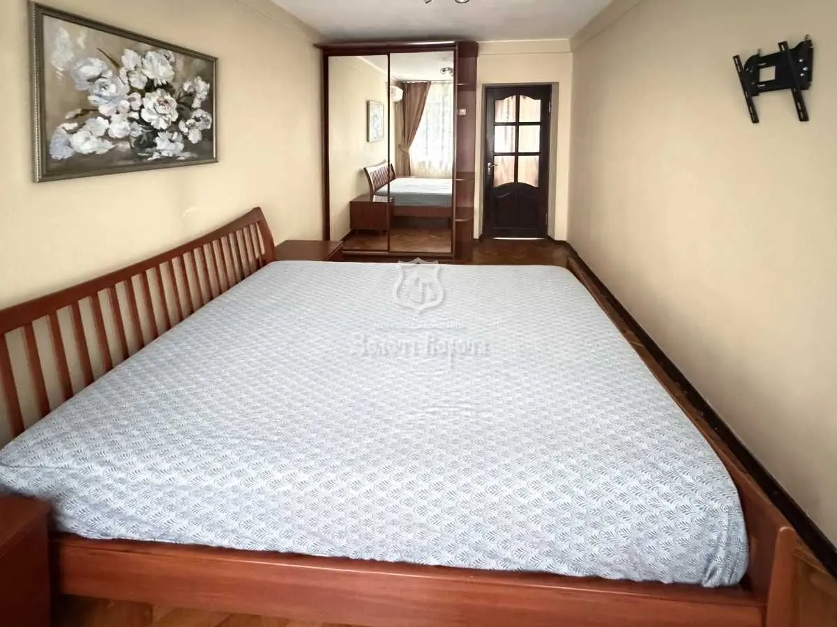 Фото Selling a 3-room apartment, 63.2 sq.m., Lesi Ukrainky Boulevard 14 Kyiv, price: 88000 USD, code 6024