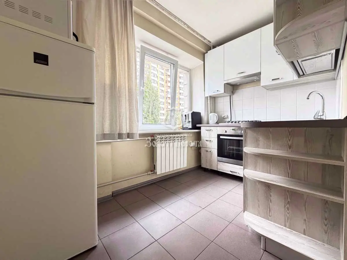 Фото Selling a 3-room apartment, 63.2 sq.m., Lesi Ukrainky Boulevard 14 Kyiv, price: 88000 USD, code 6024
