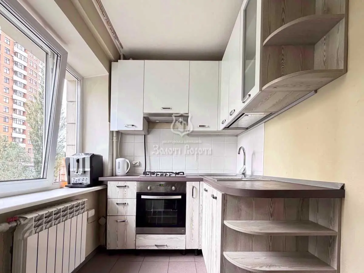 Фото Selling a 3-room apartment, 63.2 sq.m., Lesi Ukrainky Boulevard 14 Kyiv, price: 88000 USD, code 6024