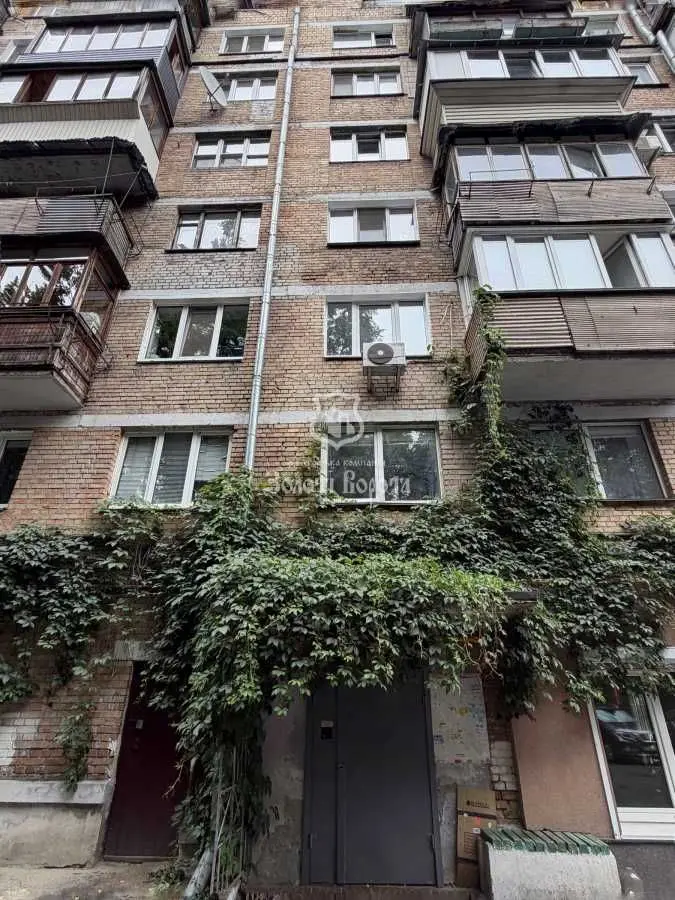 Фото Selling a 3-room apartment, 63.2 sq.m., Lesi Ukrainky Boulevard 14 Kyiv, price: 88000 USD, code 6024
